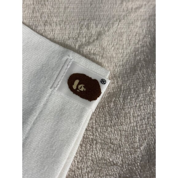 A Bathing Ape Winter Glow In The Dark Graphic T-Shirt S - Picture 8 of 8